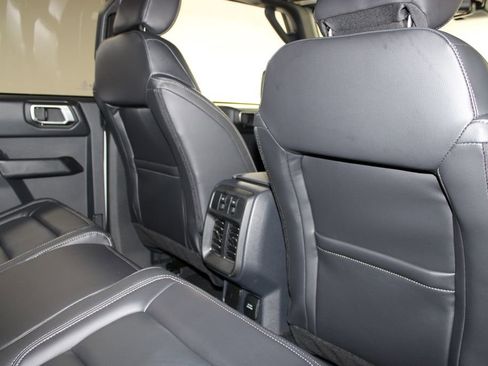 New 2026 Ford Bronco Outer Banks image 32