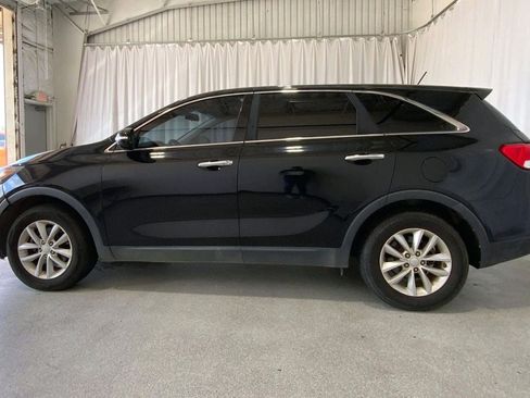 Used 2016 Kia Sorento L FWD image 26