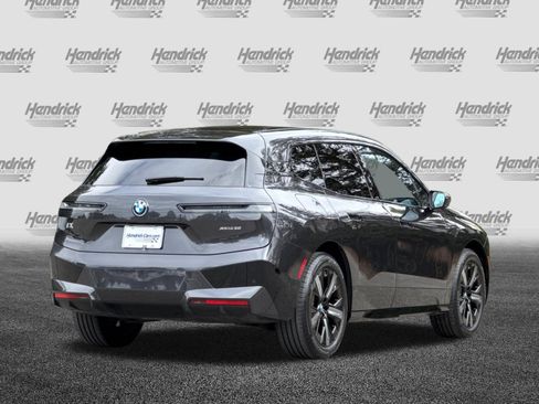 Used 2024 BMW iX xDrive50 w/ Premium Package AWD/4WD image 5