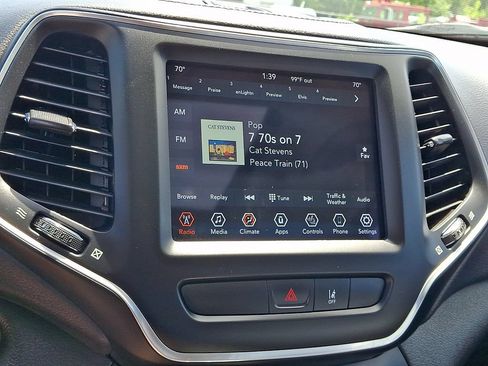 Used 2022 Jeep Cherokee Latitude Lux w/ Sun & Sound Group AWD/4WD image 24