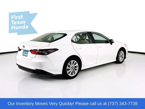 Used 2024 Toyota Camry LE image 8
