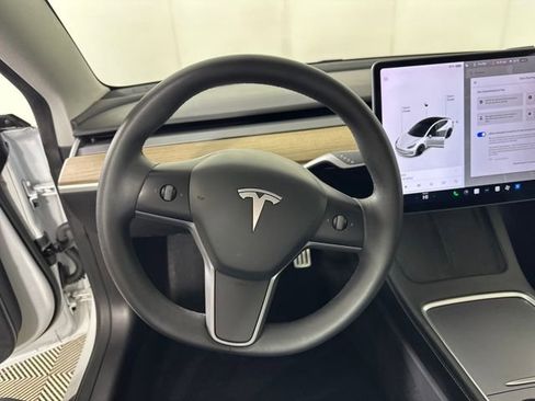Used 2021 Tesla Model 3 Performance image 14