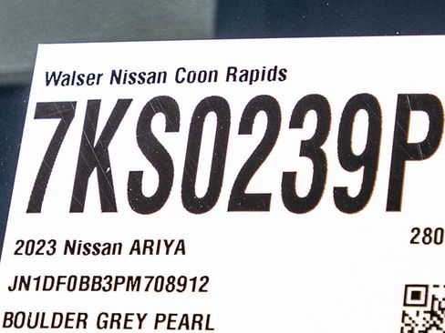 Used 2023 Nissan Ariya AWD image 34