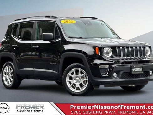Used 2022 Jeep Renegade Latitude w/ Convenience Group image 1