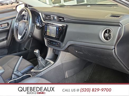 Used 2017 Toyota Corolla SE w/ Carpet Mat Package (TMS) FWD image 26