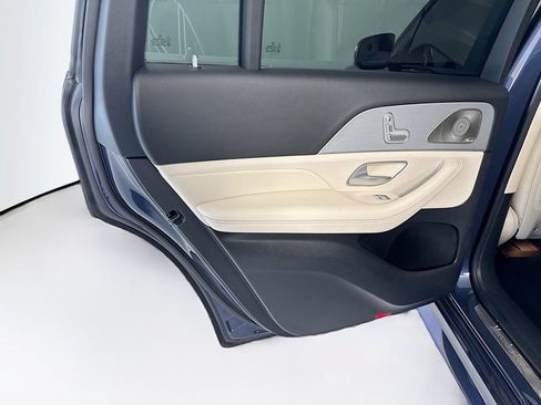 Certified 2024 Mercedes-Benz GLS 450 4MATIC image 27