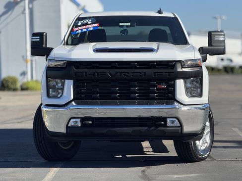 Certified 2023 Chevrolet Silverado 2500 LT w/ Convenience Package image 2