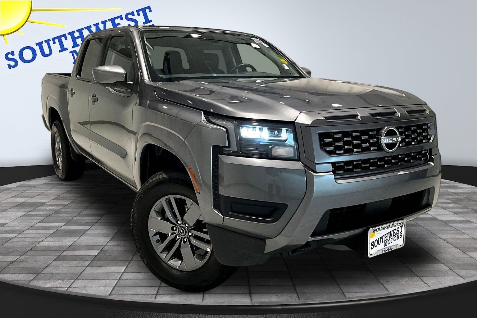 Used 2026 Nissan Frontier SV AWD/4WD image 3