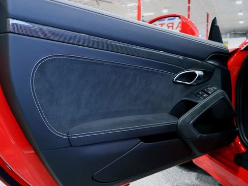 Used 2023 Porsche 718 Cayman GTS w/ GTS Interior Package RWD image 28
