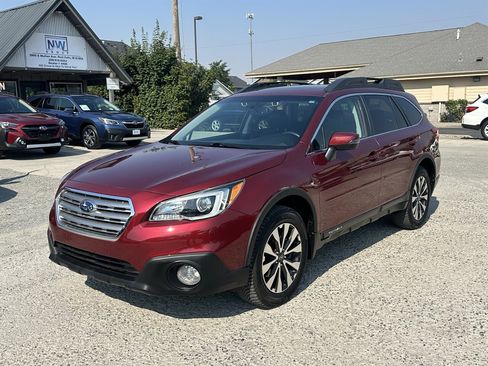 Used 2016 Subaru Outback 3.6R Limited AWD/4WD image 3