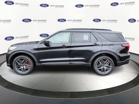 New 2026 Ford Explorer ST-Line w/ ST-Line Street Pack AWD/4WD image 2