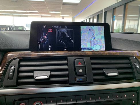 Used 2014 BMW 328i xDrive Sedan AWD/4WD image 17