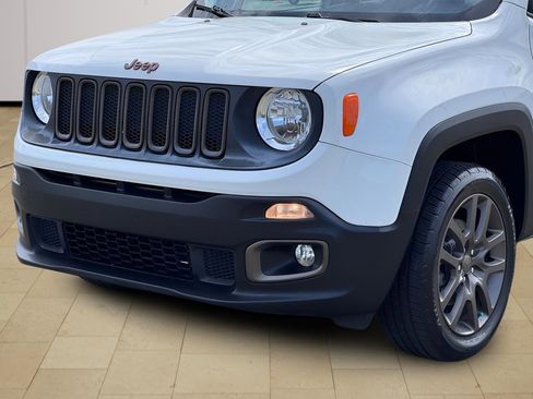 Used 2016 Jeep Renegade 75th Anniversary AWD/4WD image 34