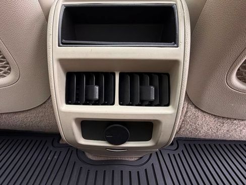Used 2015 Cadillac SRX Luxury w/ Driver Awareness Package FWD image 32