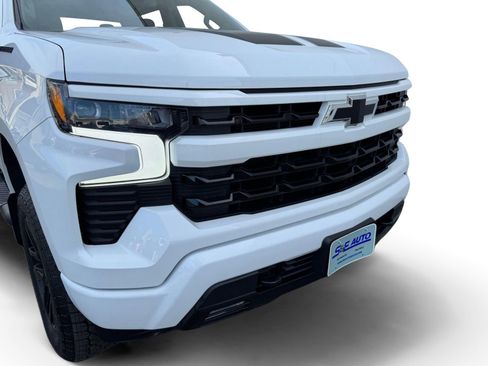 Used 2023 Chevrolet Silverado 1500 RST w/ Rally Edition AWD/4WD image 6