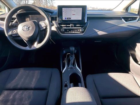 Used 2024 Toyota Corolla LE image 16