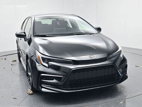 New 2026 Toyota Corolla SE w/ SE Premium Package image 2