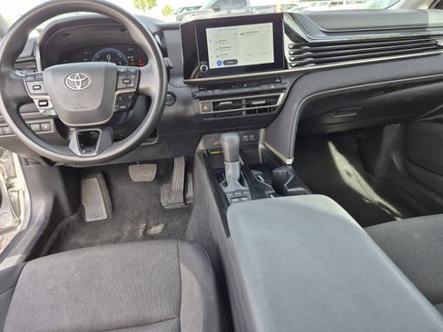 Certified 2025 Toyota Camry LE image 18