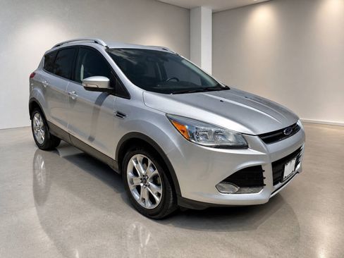 Used 2015 Ford Escape Titanium FWD image 1