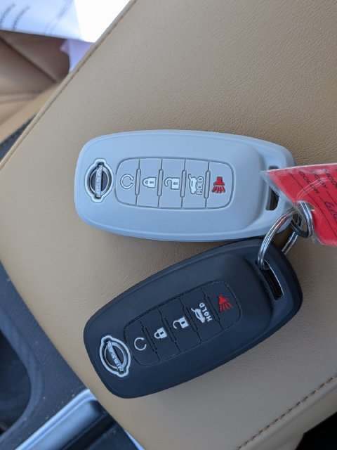 Used 2025 Nissan Sentra SV w/ SV Premium Package FWD image 27