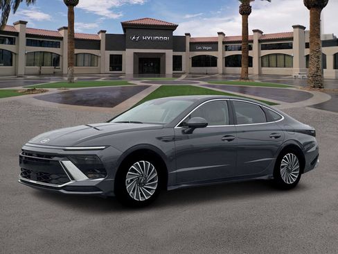 New 2026 Hyundai Sonata Limited FWD image 2