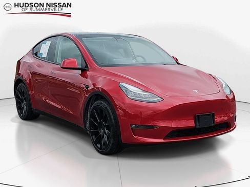 Used 2021 Tesla Model Y Long Range AWD/4WD image 1