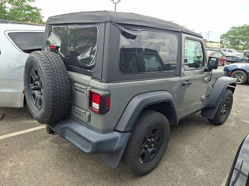 Used 2021 Jeep Wrangler Sport AWD/4WD image 4