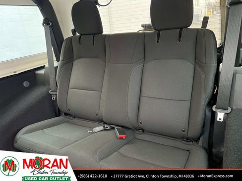Used 2020 Jeep Wrangler Sport S image 16
