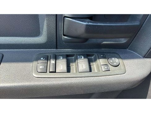 Used 2011 RAM 1500 ST w/ ST Popular Equipment Group AWD/4WD image 16