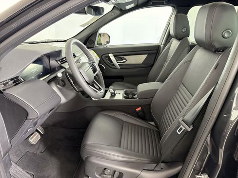 New 2026 Land Rover Discovery Sport Landmark AWD/4WD image 23