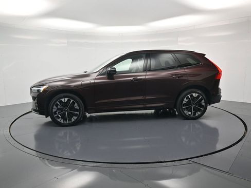 Used 2026 Volvo XC60 T8 Plus w/ Protection Package Premier AWD/4WD image 2