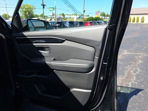 Used 2024 Honda Pilot EX-L image 39