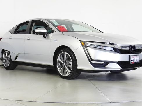 Used 2019 Honda Clarity Touring image 4