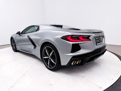 Used 2020 Chevrolet Corvette Stingray w/ 3LT Preferred Equipment Group image 18