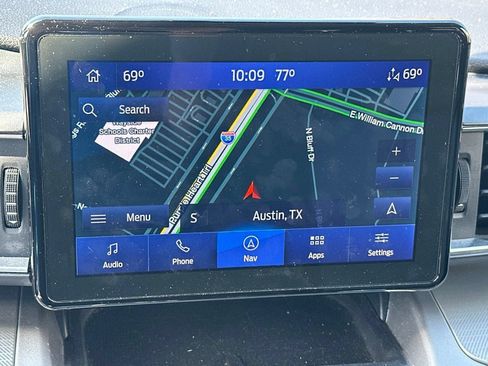 Used 2022 Ford Explorer XLT w/ Equipment Group 202A RWD image 19