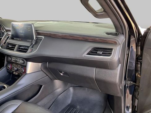Used 2021 Chevrolet Tahoe Z71 AWD/4WD image 18
