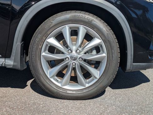 Used 2019 INFINITI QX50 Luxe w/ Navigation Package image 11