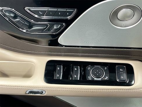Used 2022 Lincoln Aviator Reserve w/ Equipment Group 201A image 18