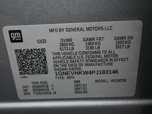 Used 2023 Chevrolet Traverse LT AWD/4WD image 9