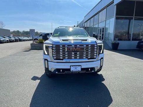 New 2026 GMC Sierra 2500 Denali AWD/4WD image 2