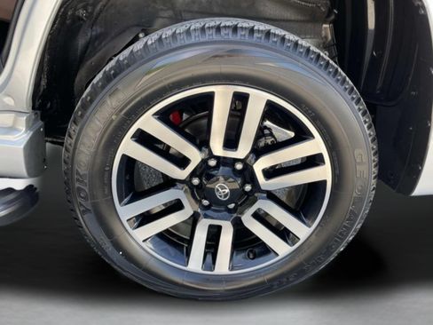 Used 2024 Toyota 4Runner Limited RWD image 32