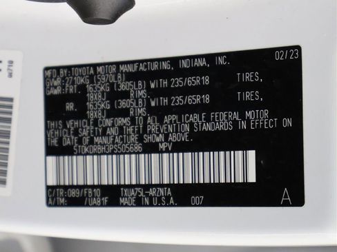 Used 2023 Toyota Highlander L AWD/4WD image 48