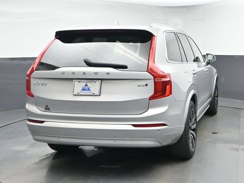 Used 2023 Volvo XC90 B5 Core w/ Climate Package AWD/4WD image 8