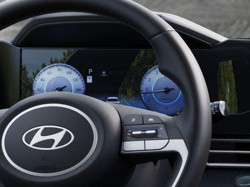 New 2026 Hyundai Elantra Sport FWD image 14