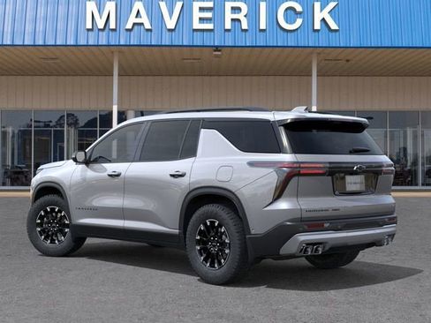 New 2026 Chevrolet Traverse Z71 w/ Enhanced Driving Package AWD/4WD image 3