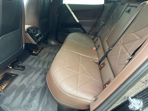 Used 2024 BMW iX xDrive50 w/ Convenience Package AWD/4WD image 33