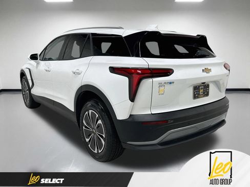 Used 2024 Chevrolet Blazer EV LT AWD/4WD image 10