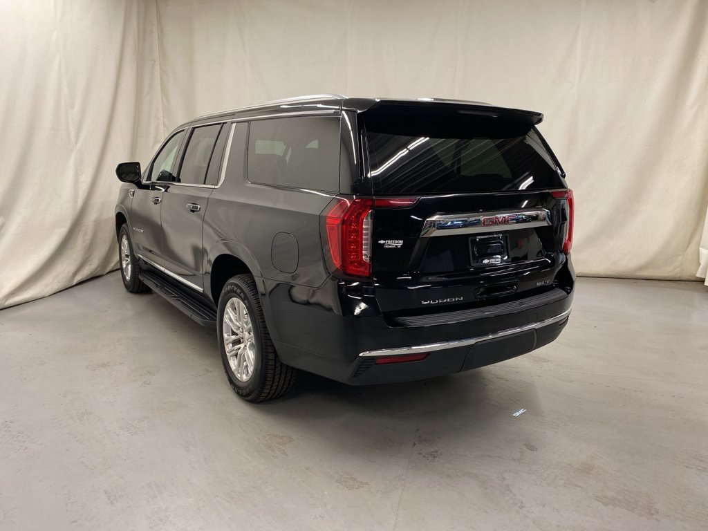 Used 2024 GMC Yukon XL SLT AWD/4WD image 5