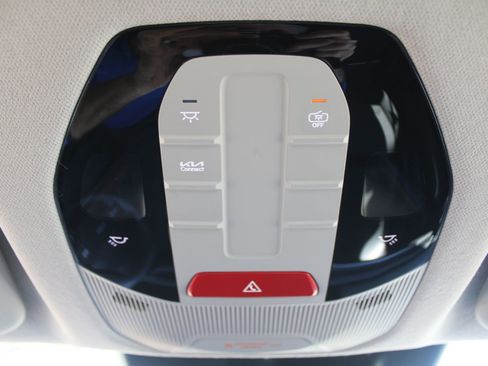 New 2026 Kia K4 LXS image 45