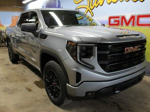 New 2026 GMC Sierra 1500 Elevation image 3